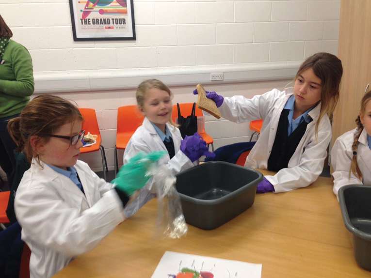 Cranleigh Under 11’s Football Team win the Championship