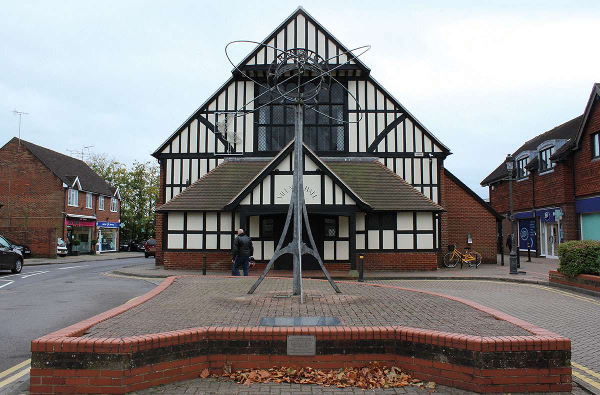 Raspberry Bakewell Cake