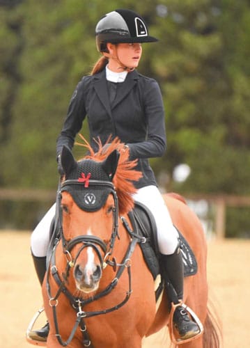 Cranleigh School – Showjumping Sisters Success
