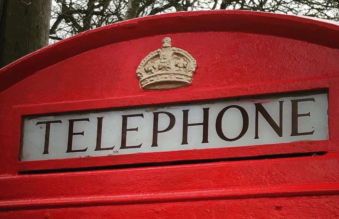 Cranleigh In Bloom – The Story of a Telephone Box…